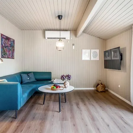 Vakantiehuis Anline - From The Sea By Interhome Hals